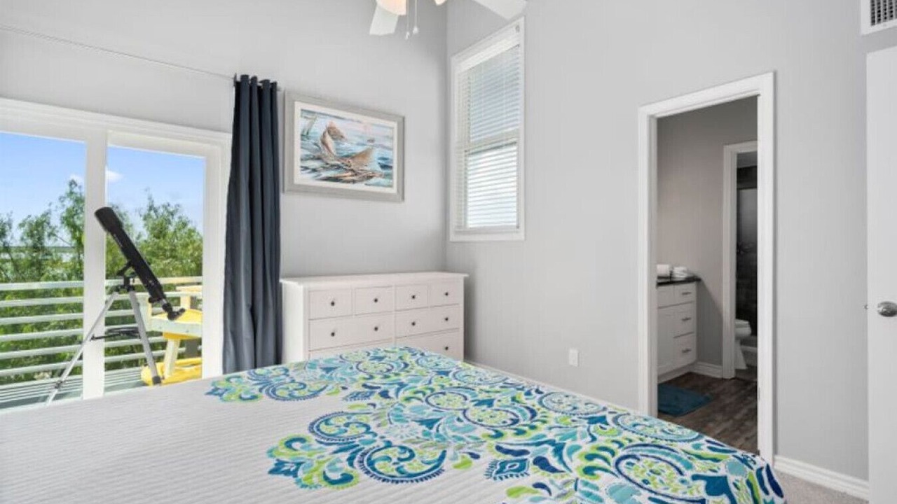 Photo of Bedroom in Rockport