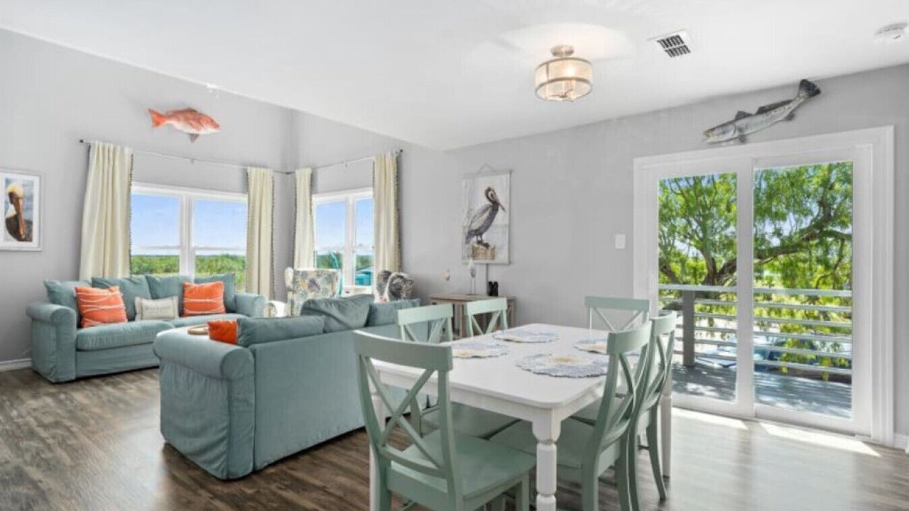 Photo of Livingroom in Rockport