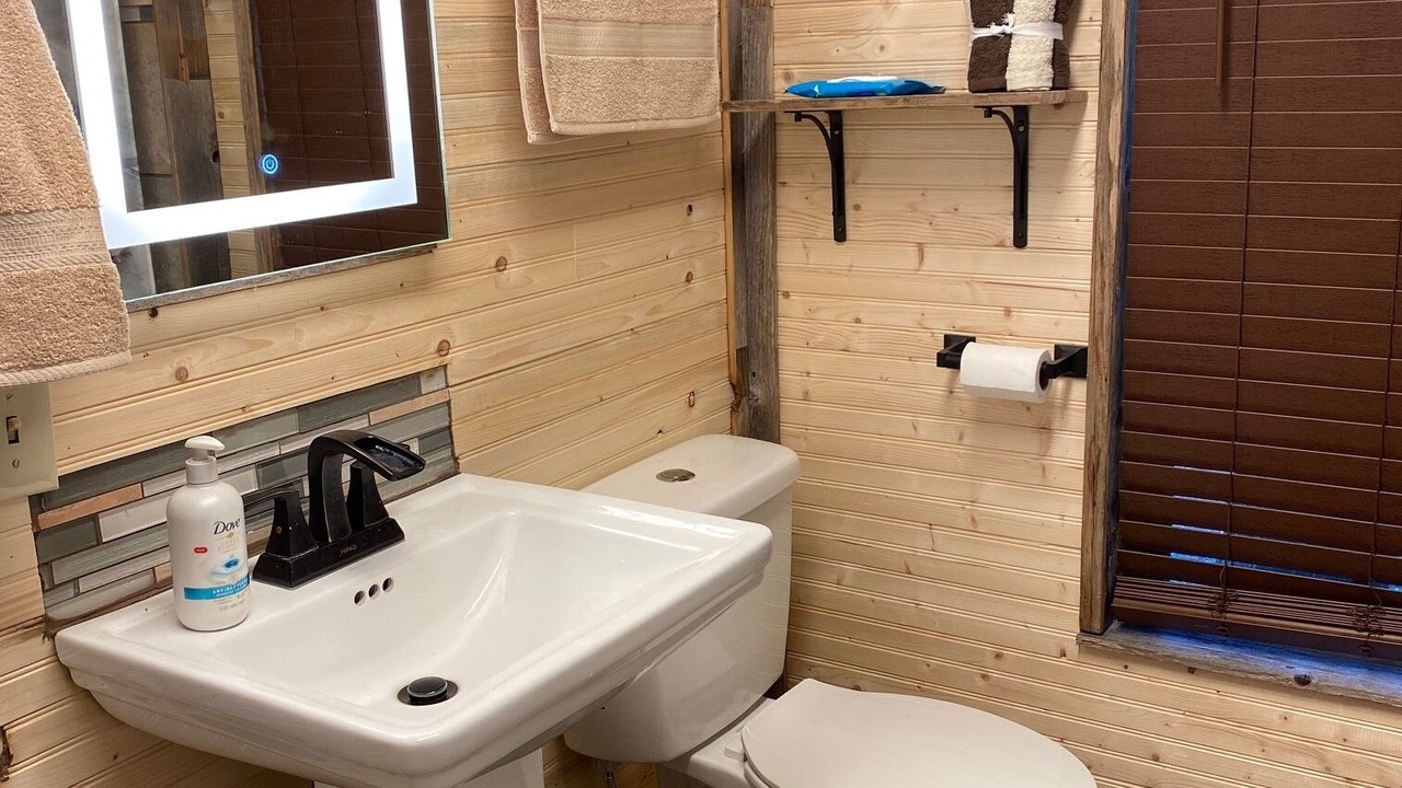Photo of Bathroom in Whitney