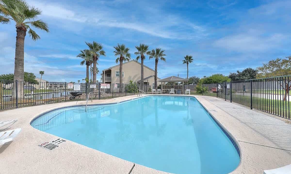 Photo of Outdoor in Harbor Oaks