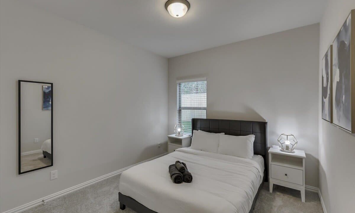 Photo of Bedroom in Cedar Crest