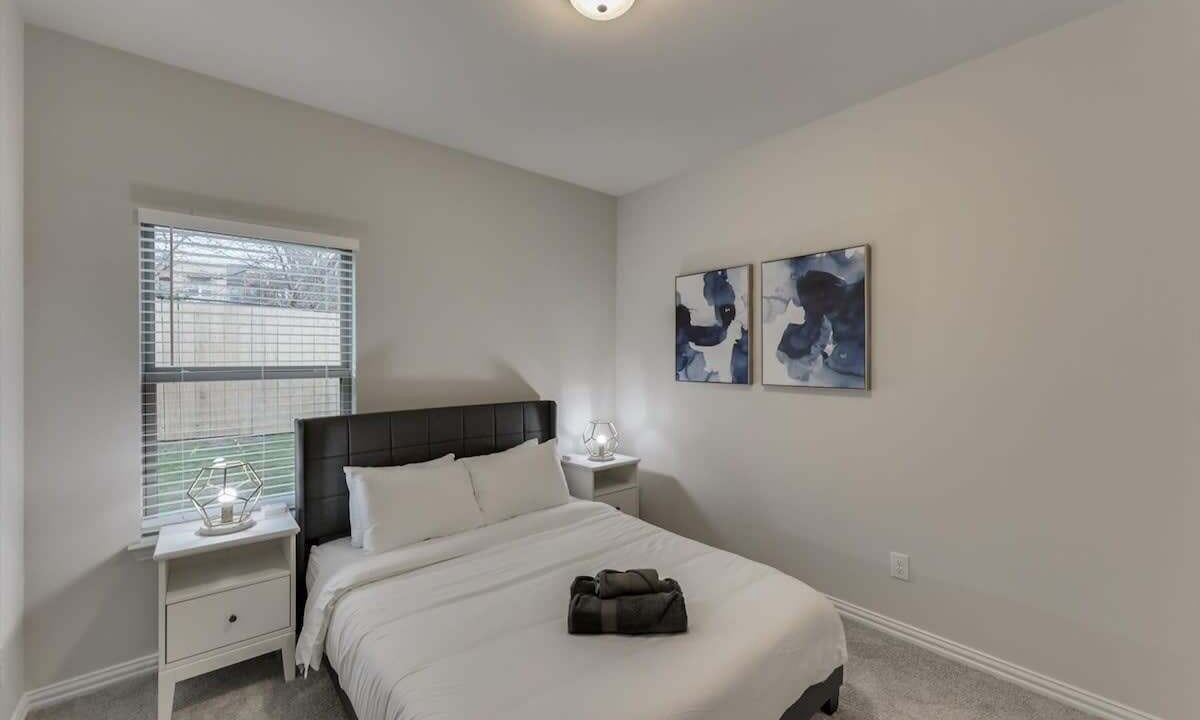 Photo of Bedroom in Cedar Crest