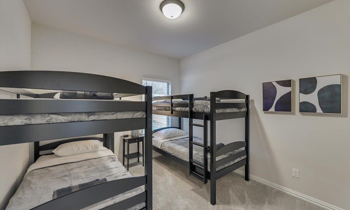 Photo of Bedroom in Cedar Crest