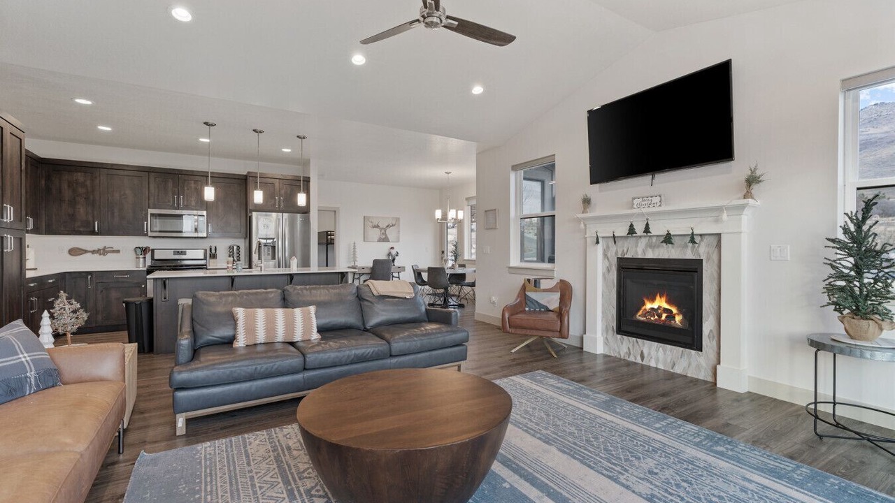 Photo of Livingroom in Wolf Creek