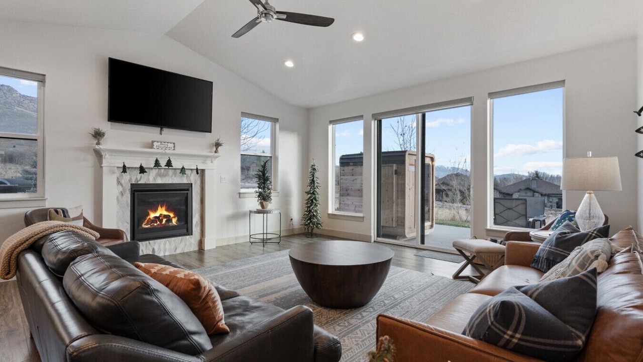 Photo of Livingroom in Wolf Creek