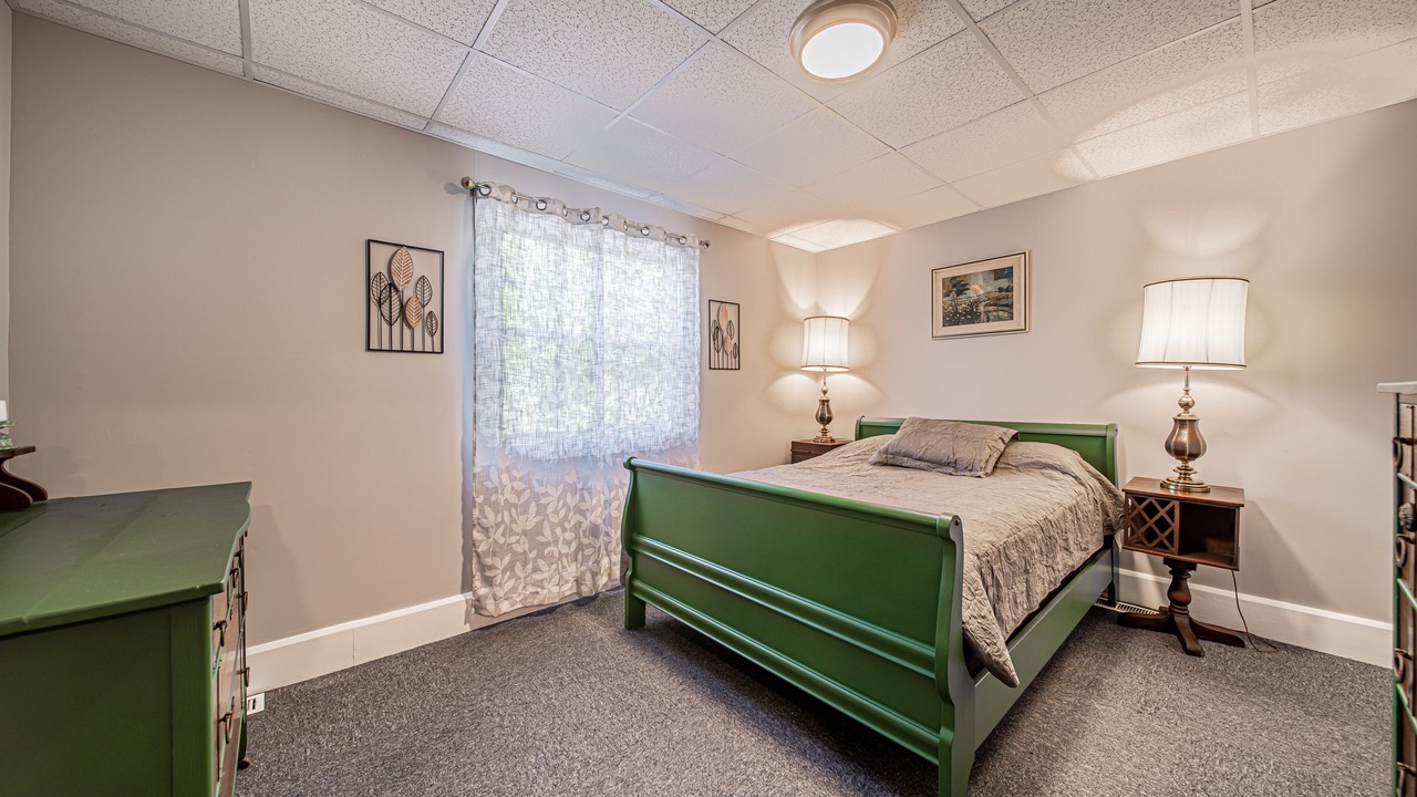 Photo of Bedroom in Ashtabula