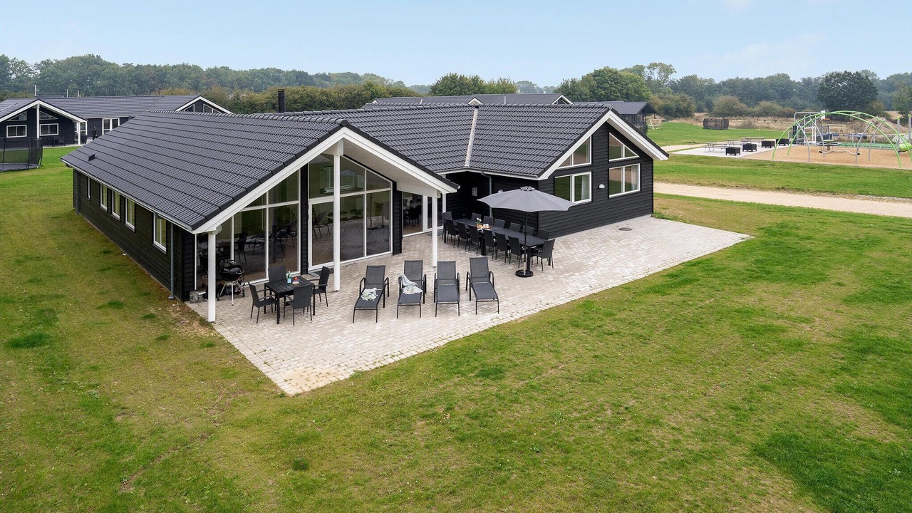 Photo of Others in Mommark Strand