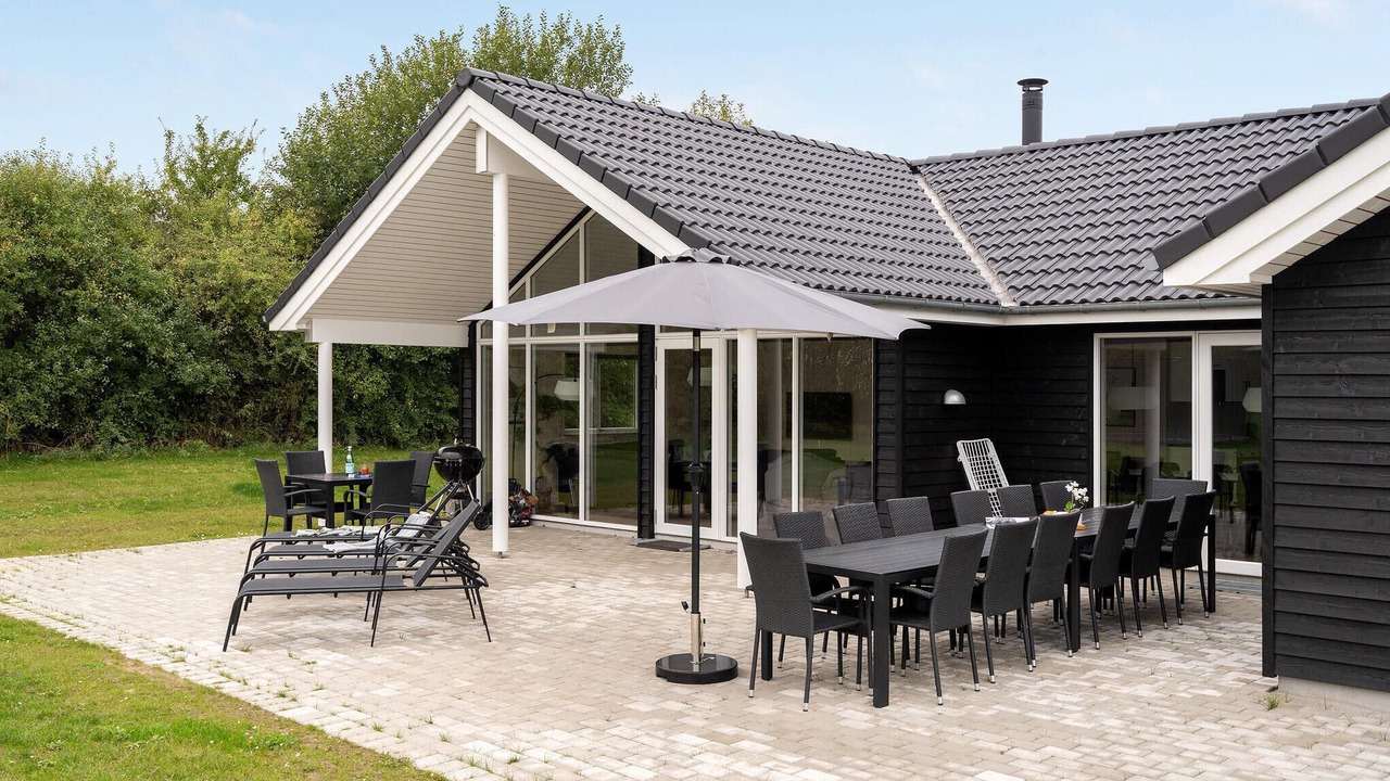 Photo of Others in Mommark Strand