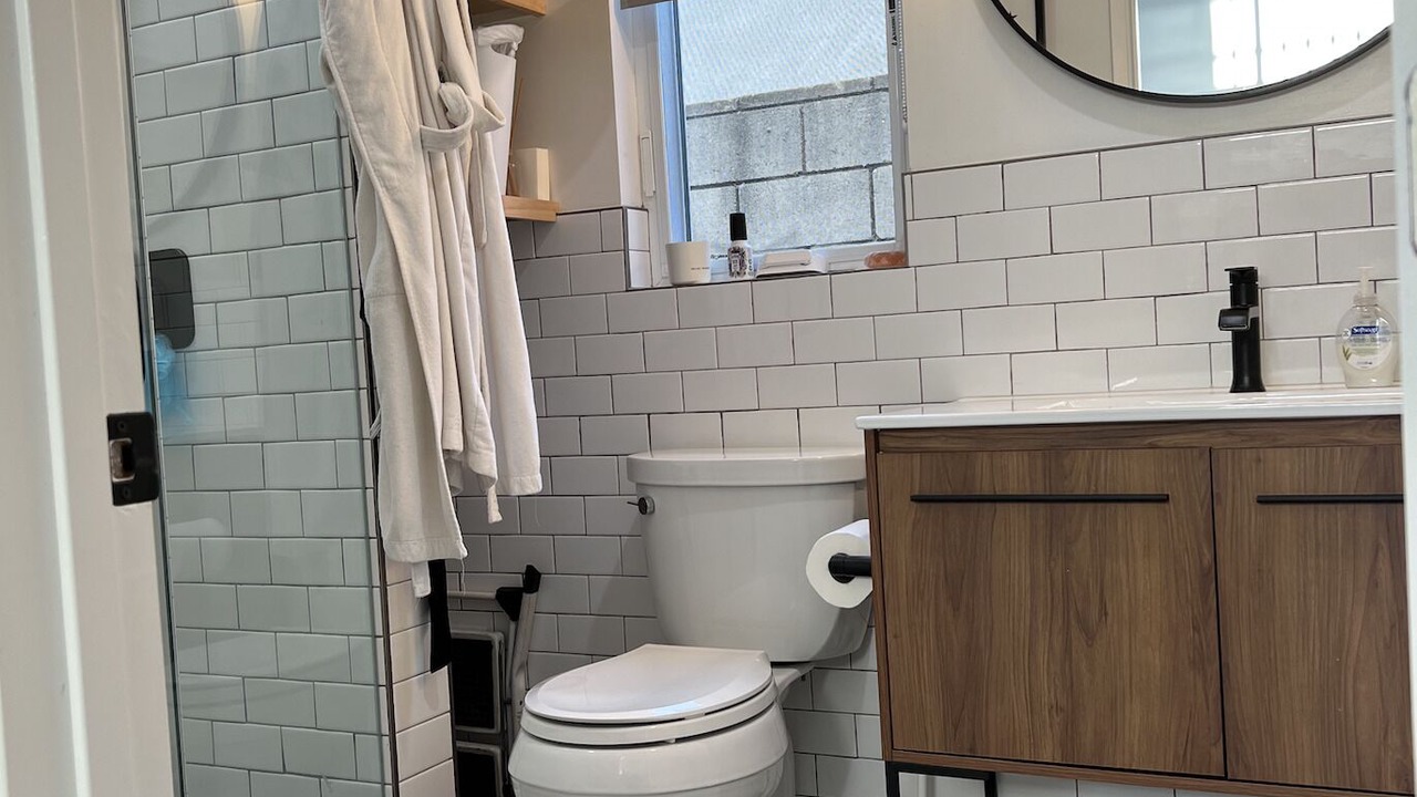 Photo of Bathroom in Del Rey