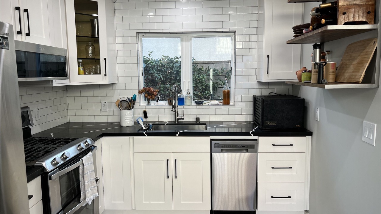Photo of Kitchen in Del Rey