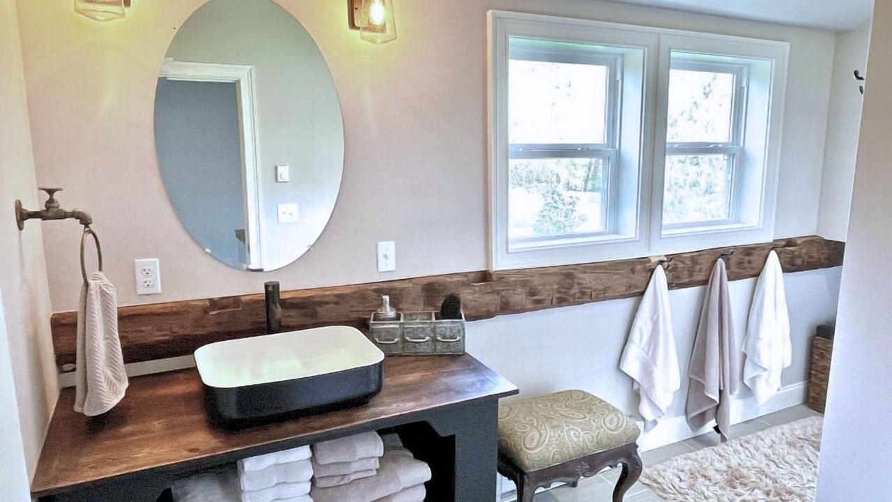 Photo of Bathroom in Cooperstown