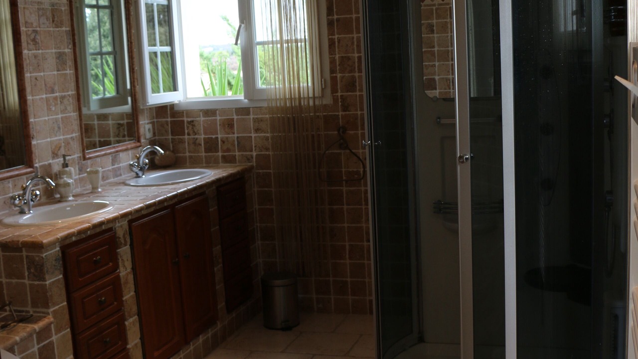 Photo of Bathroom in Aleria