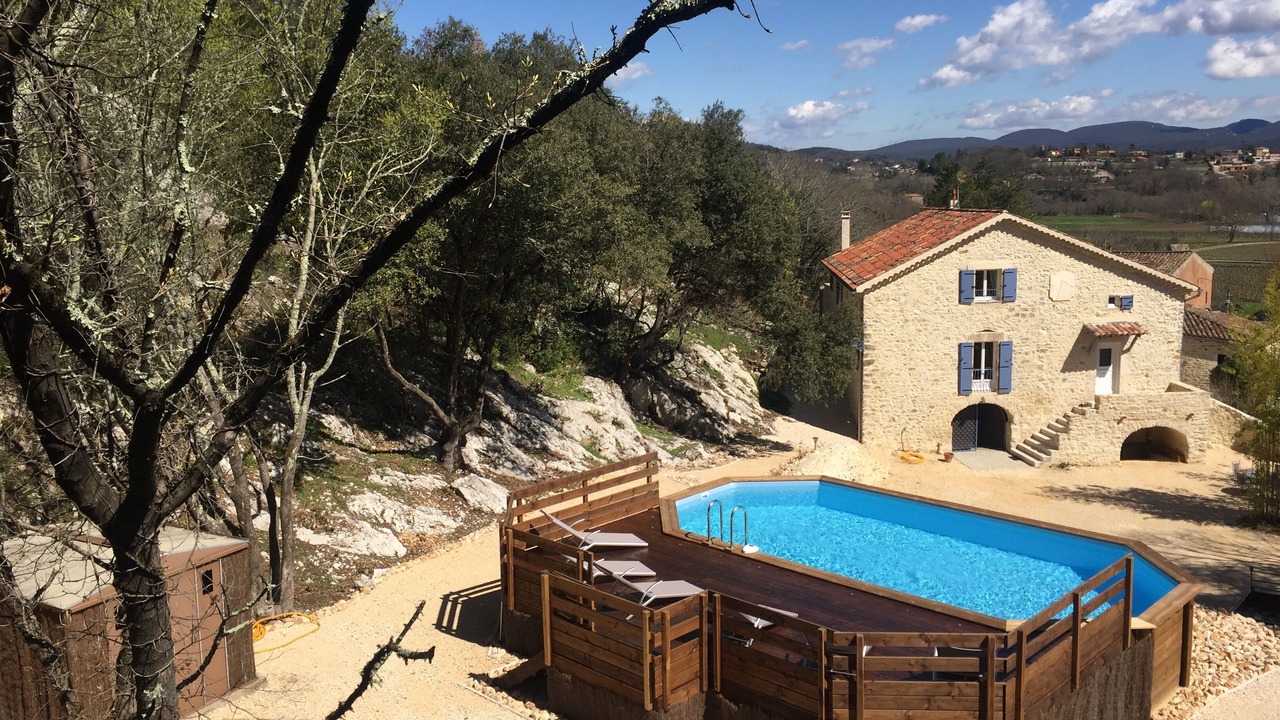 Photo of Outdoor in Salavas