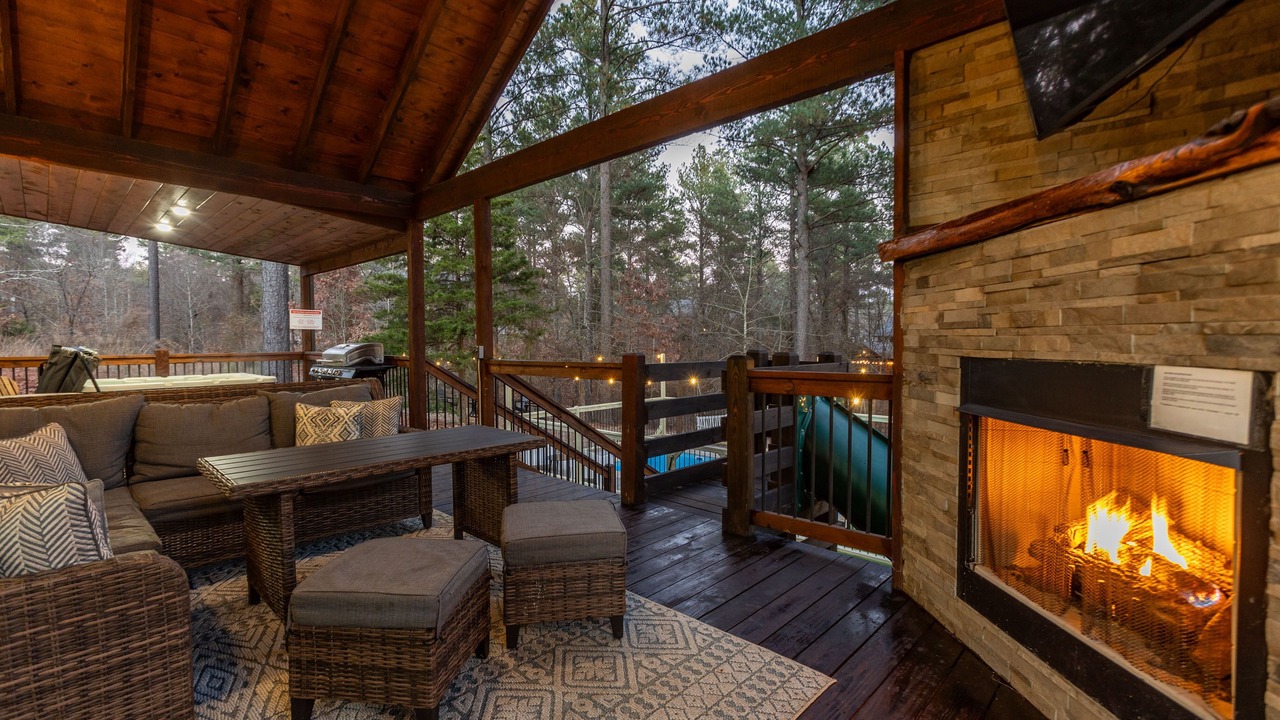 Photo of Livingroom in Broken Bow