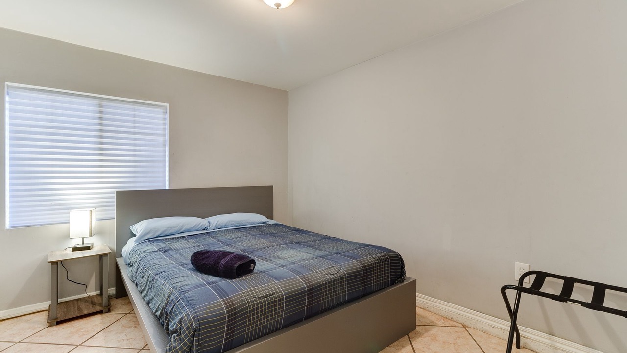 Photo of Bedroom in Reseda
