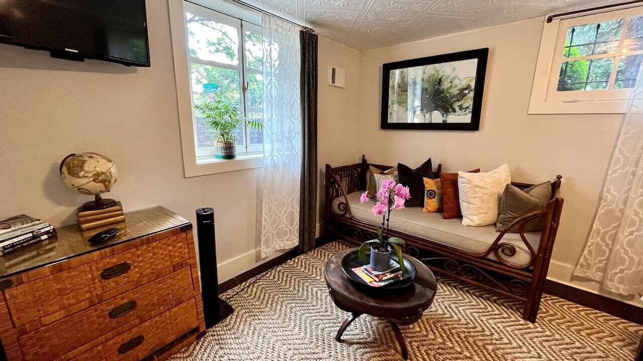 Photo of Livingroom in Laurelhurst