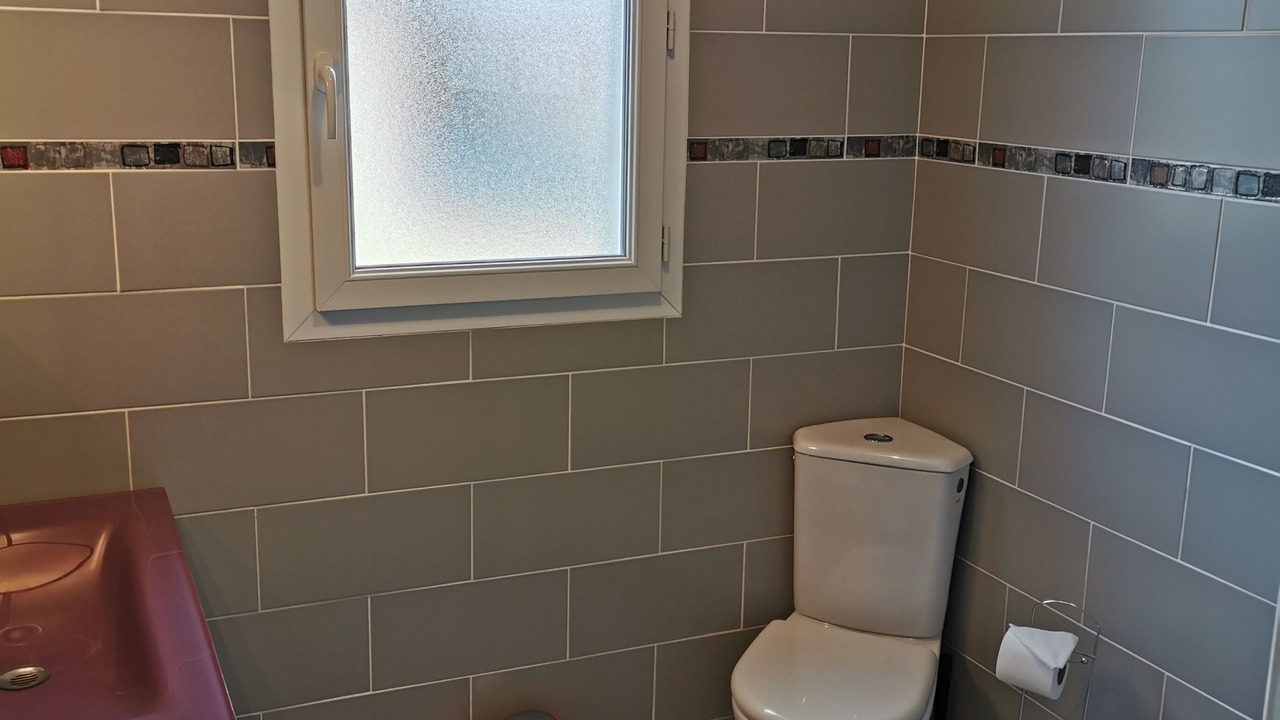 Photo of Bathroom in Montceau-les-Mines
