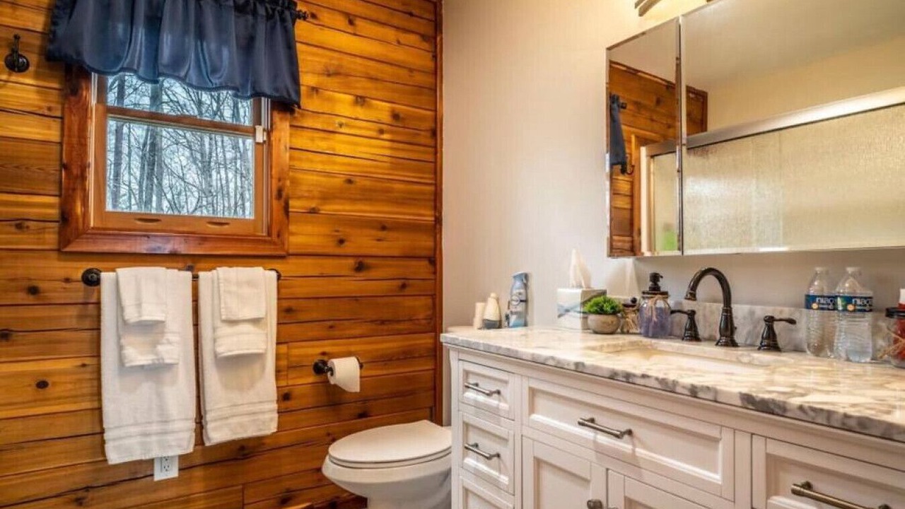 Photo of Bathroom in Big Creek