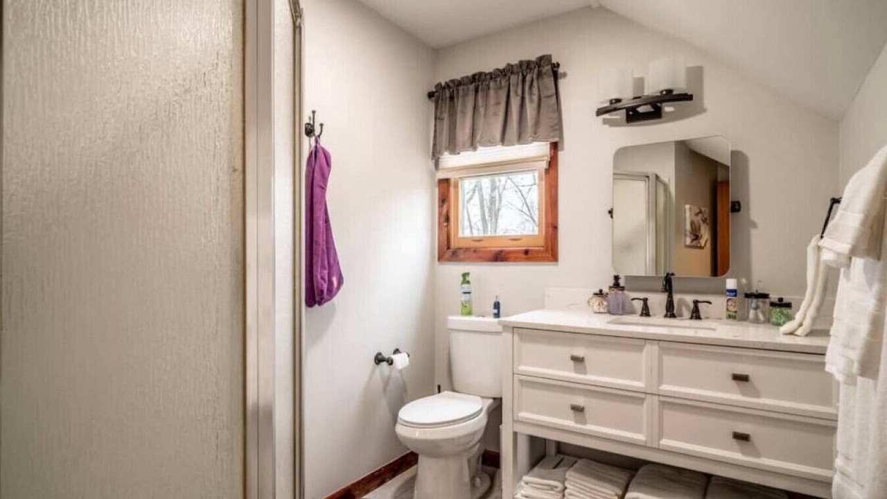 Photo of Bathroom in Big Creek