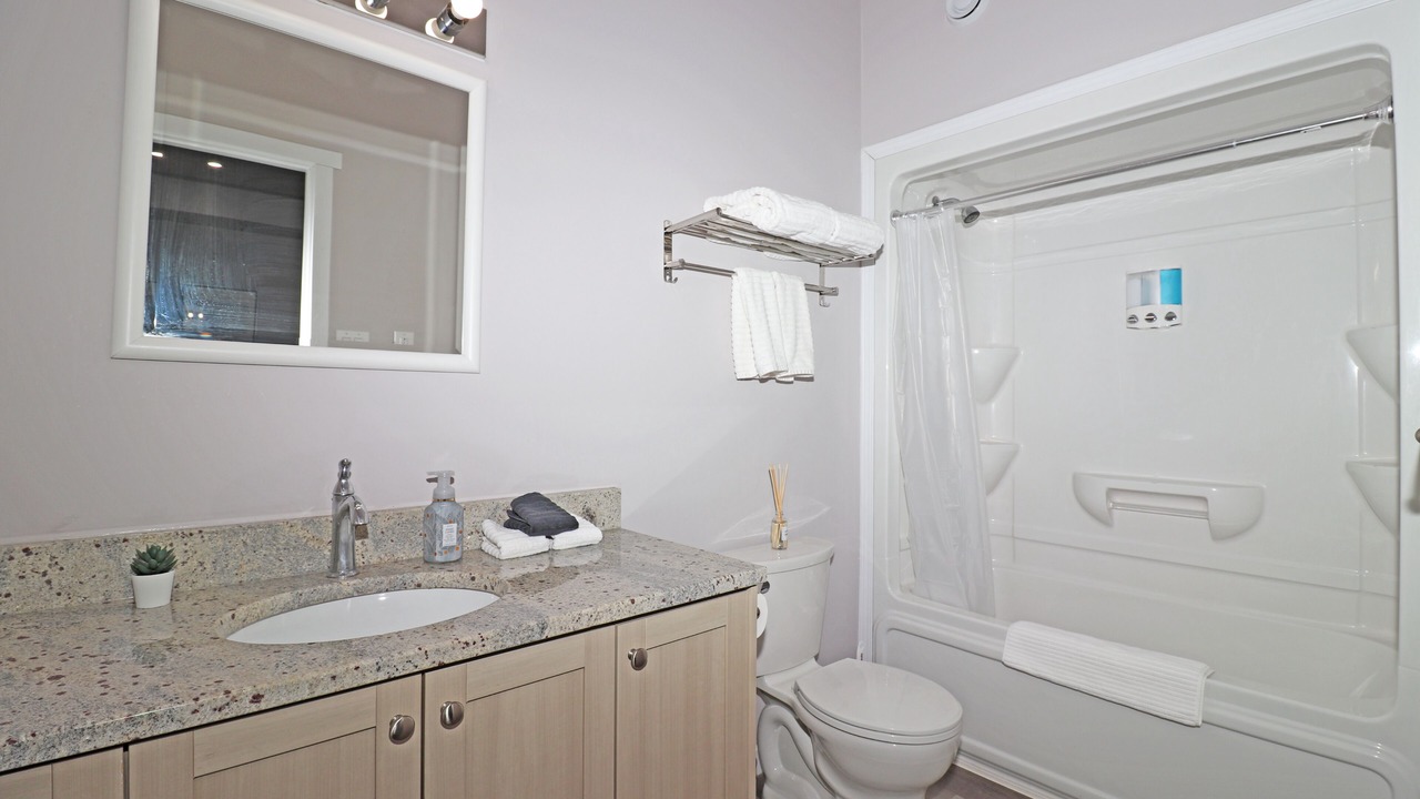Photo of Bathroom in Thunder Bay