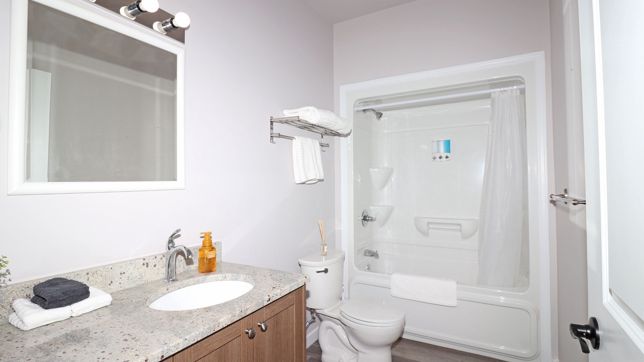 Photo of Bathroom in Thunder Bay