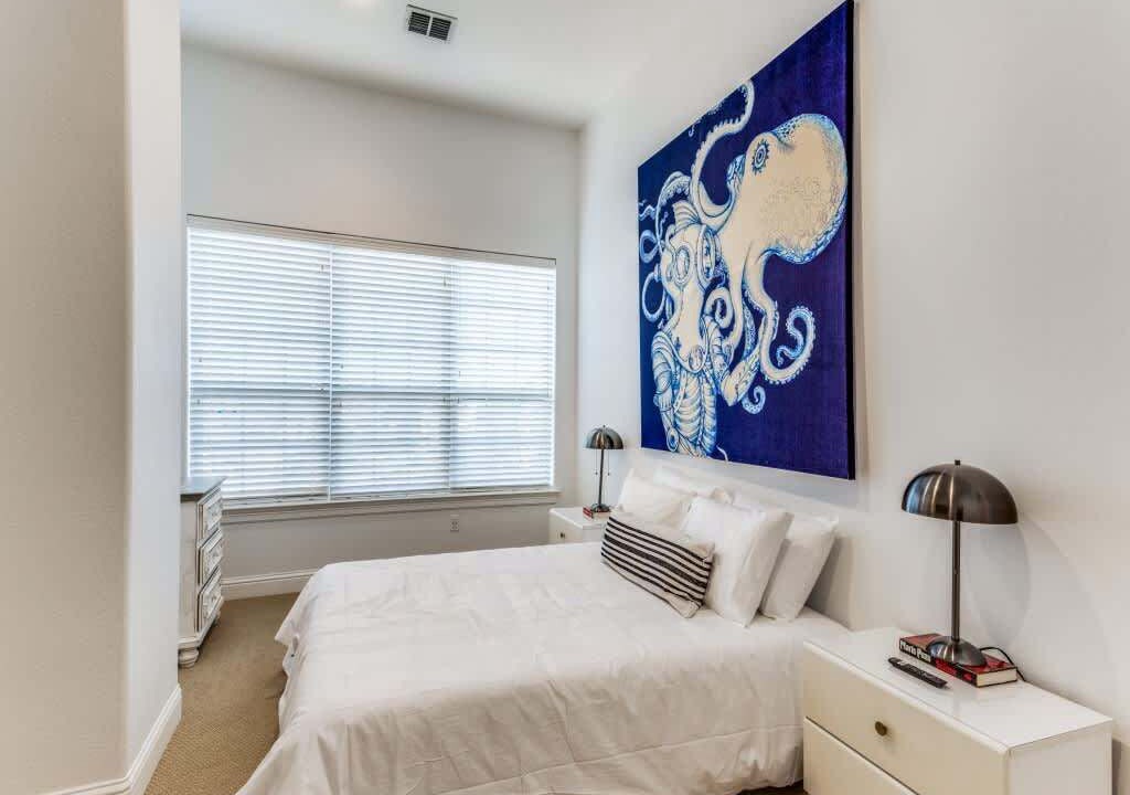 Photo of Bedroom in Legacy Park