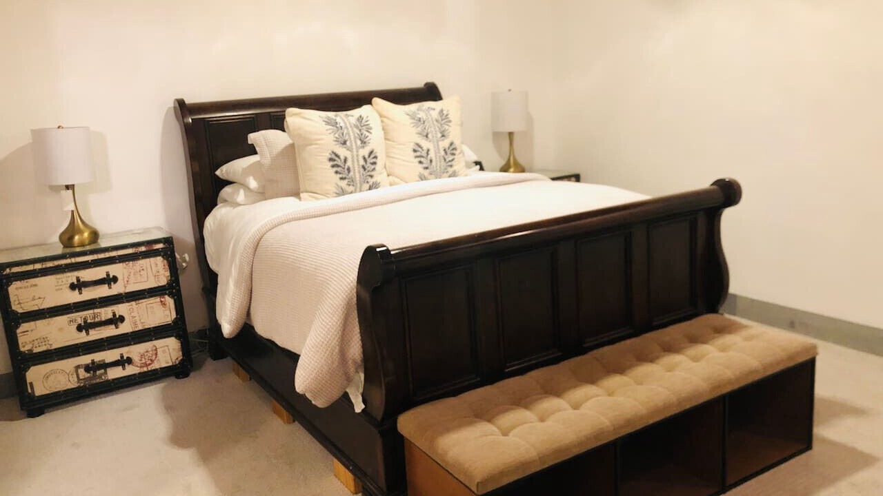 Photo of Bedroom in Downtown West