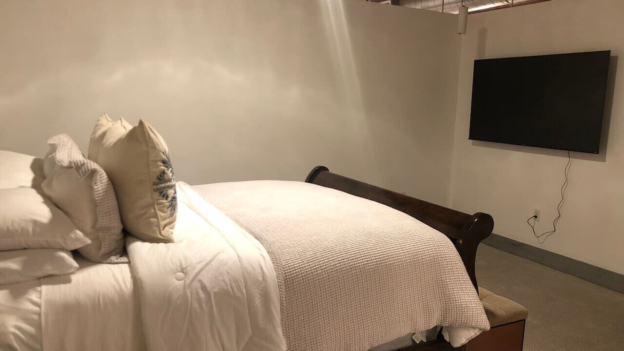 Photo of Bedroom in Downtown West