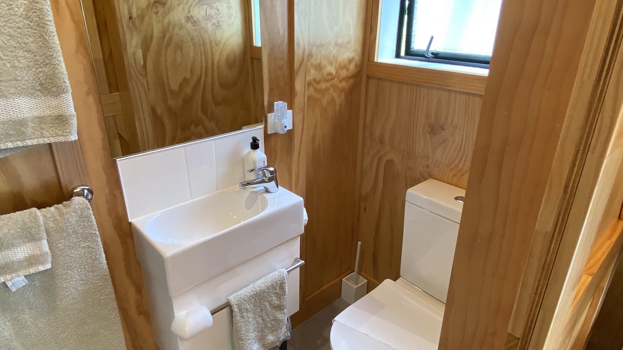 Photo of Bathroom in Whangamata