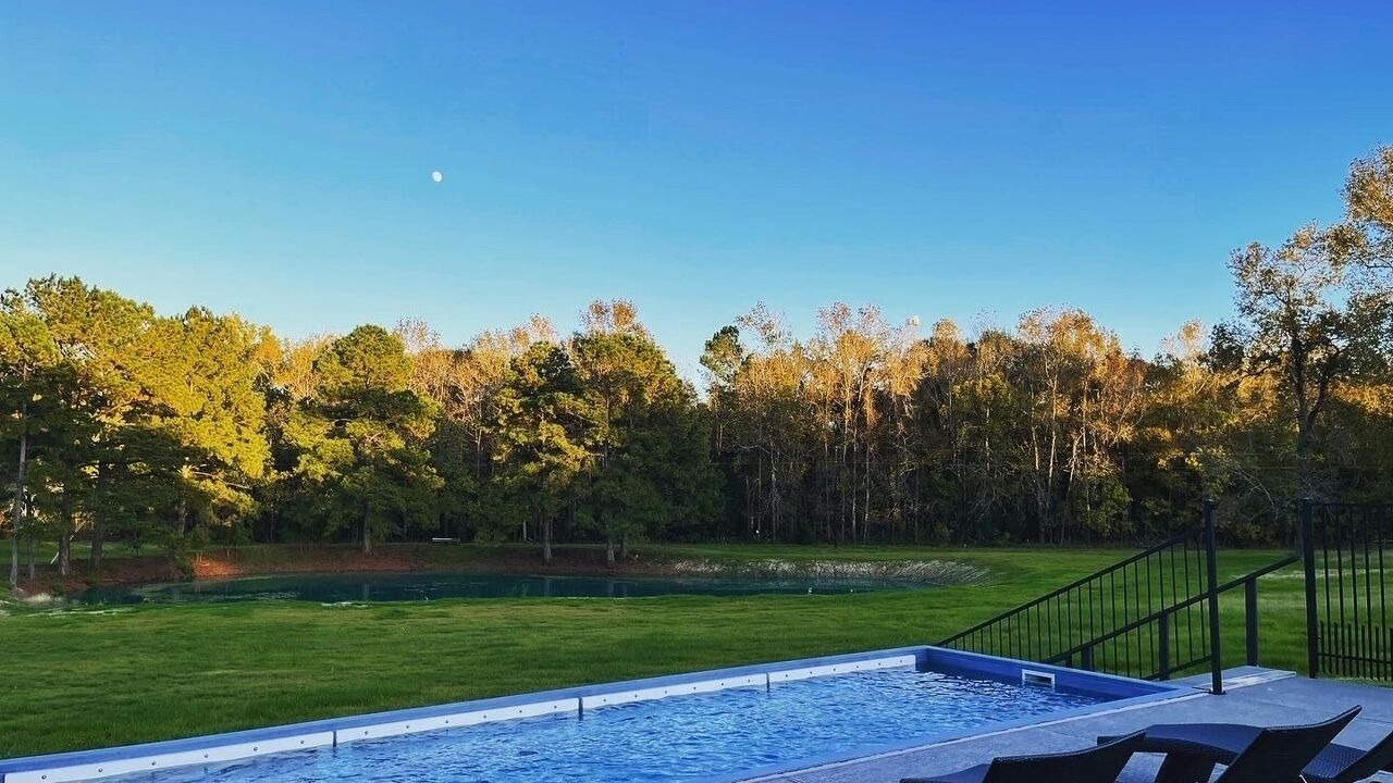 Photo of Outdoor in Willis