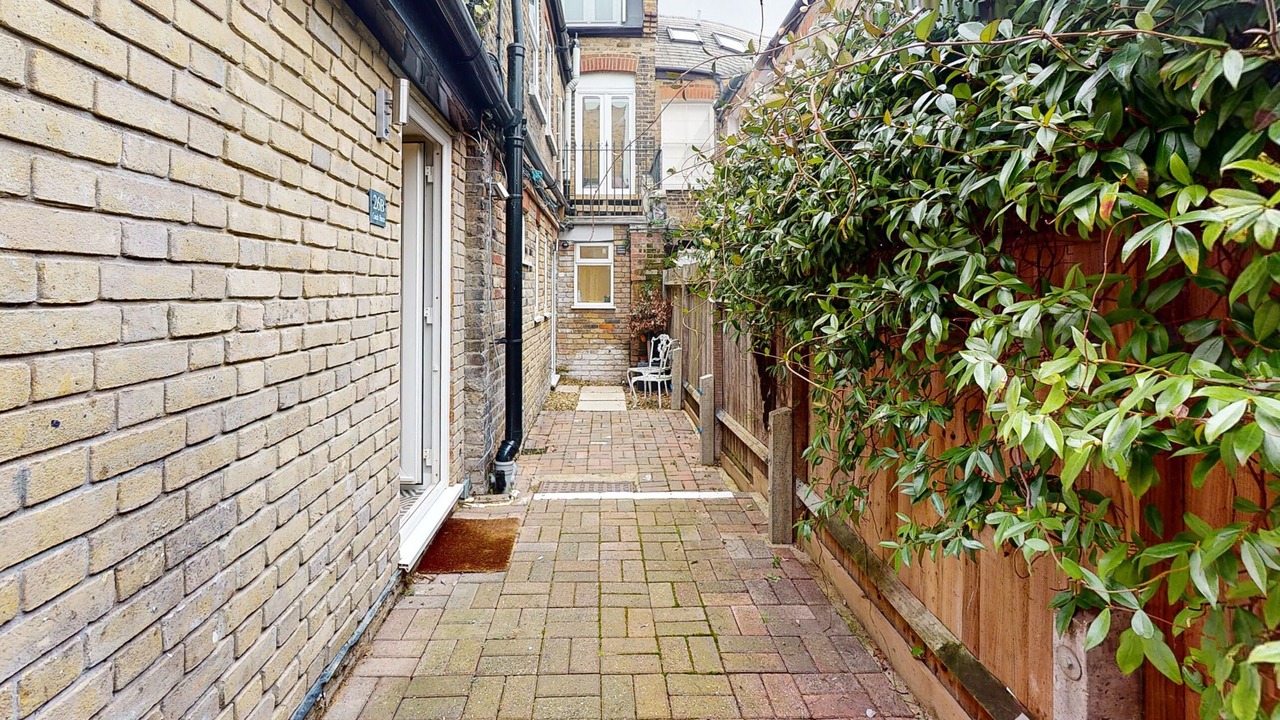 Photo of Others in Southfields