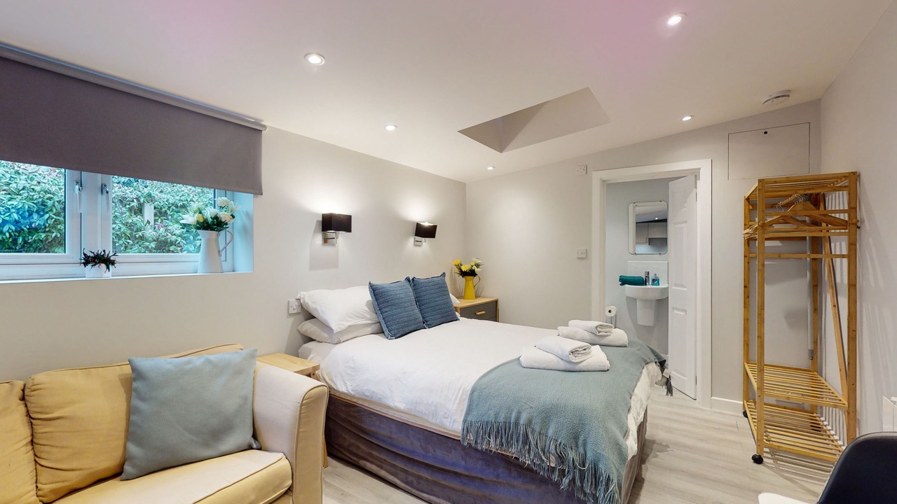 Photo of Others in Southfields