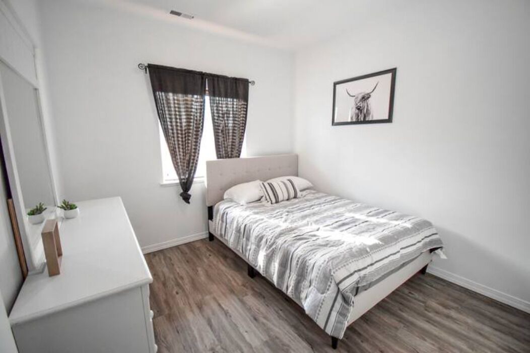 Photo of Bedroom in La Grande