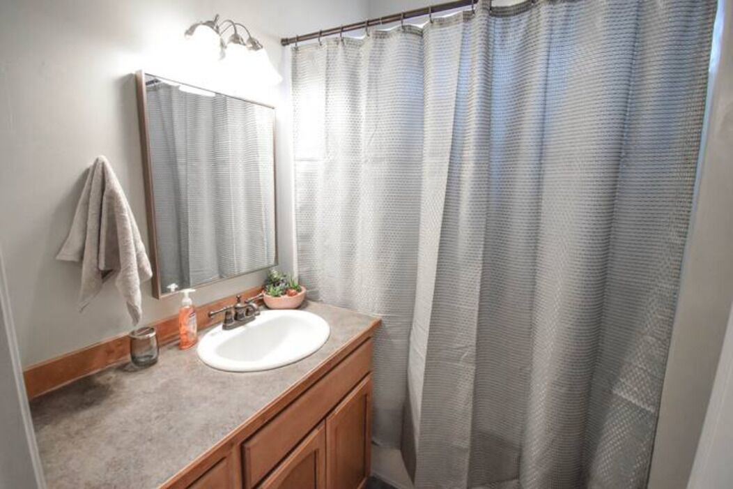 Photo of Bathroom in La Grande