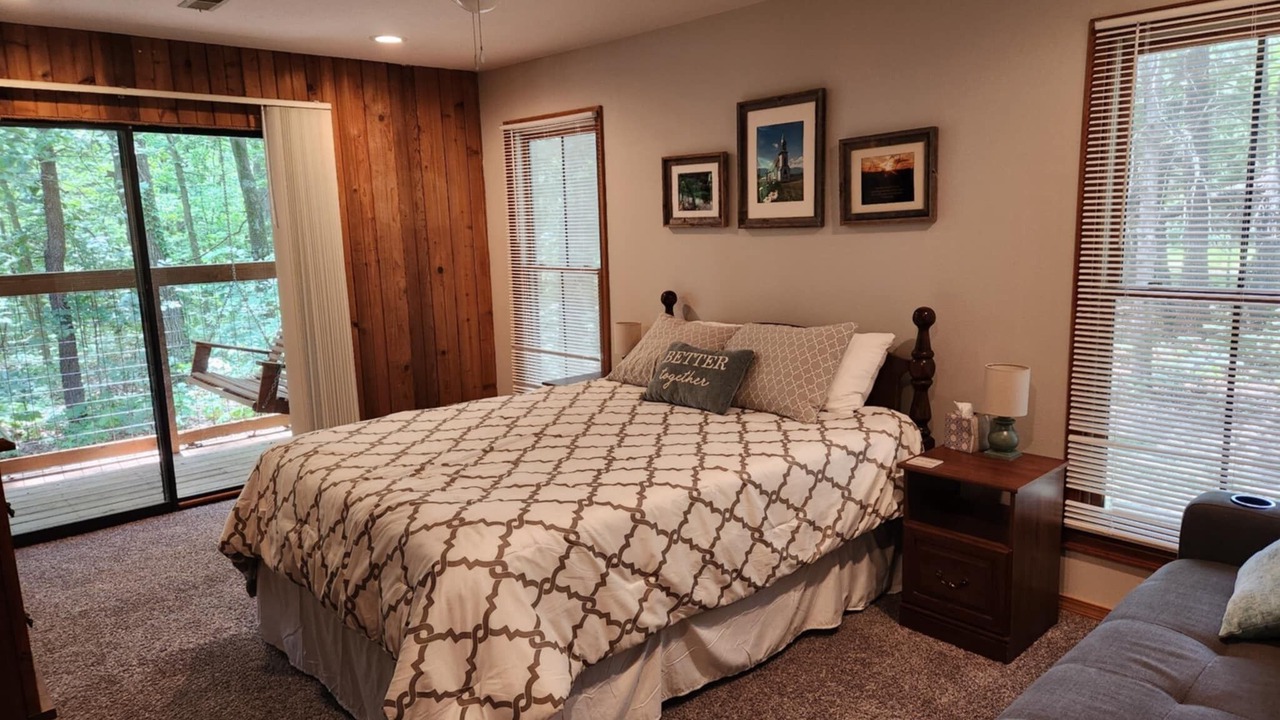 Photo of Bedroom in Greenfield