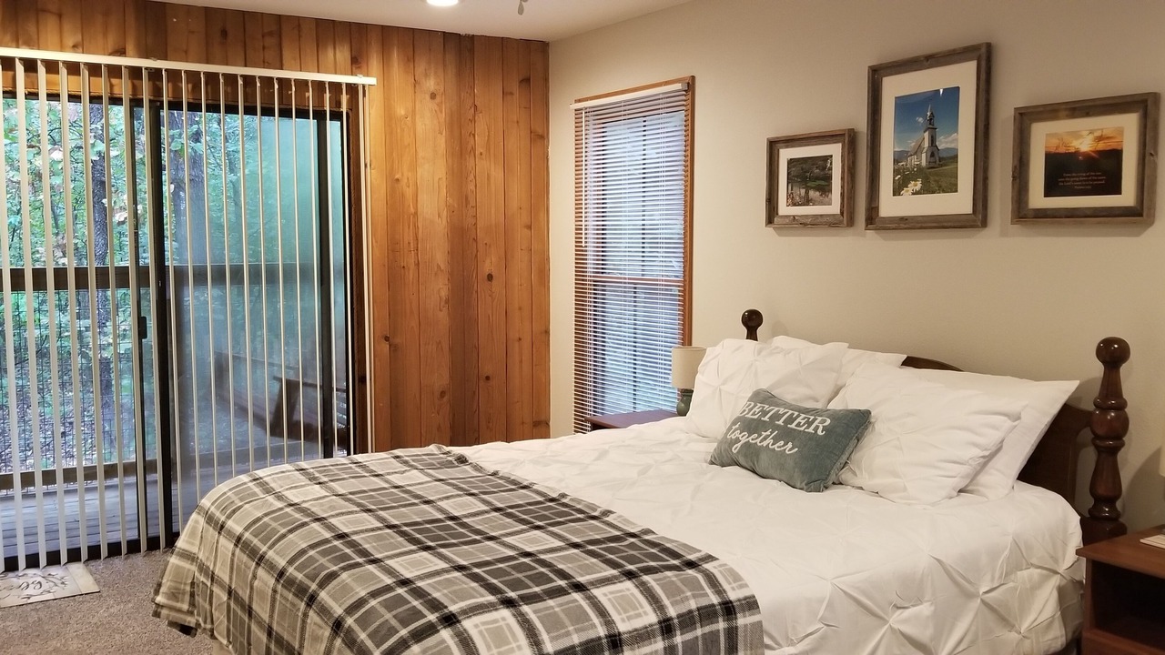 Photo of Bedroom in Greenfield