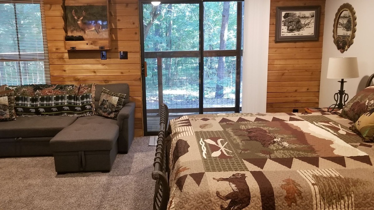 Photo of Bedroom in Greenfield