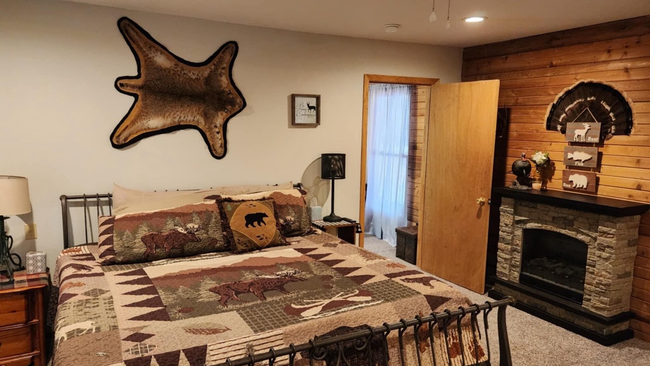 Photo of Bedroom in Greenfield
