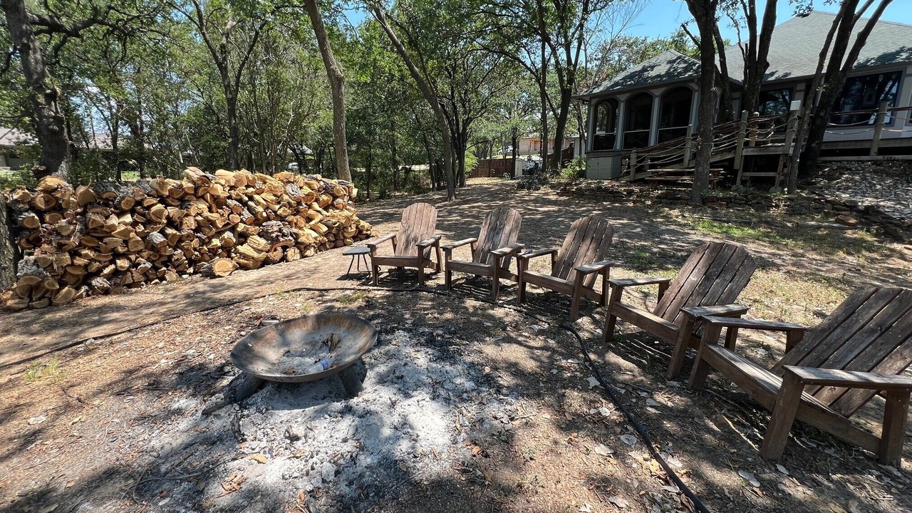 Photo of Outdoor in Oak Point