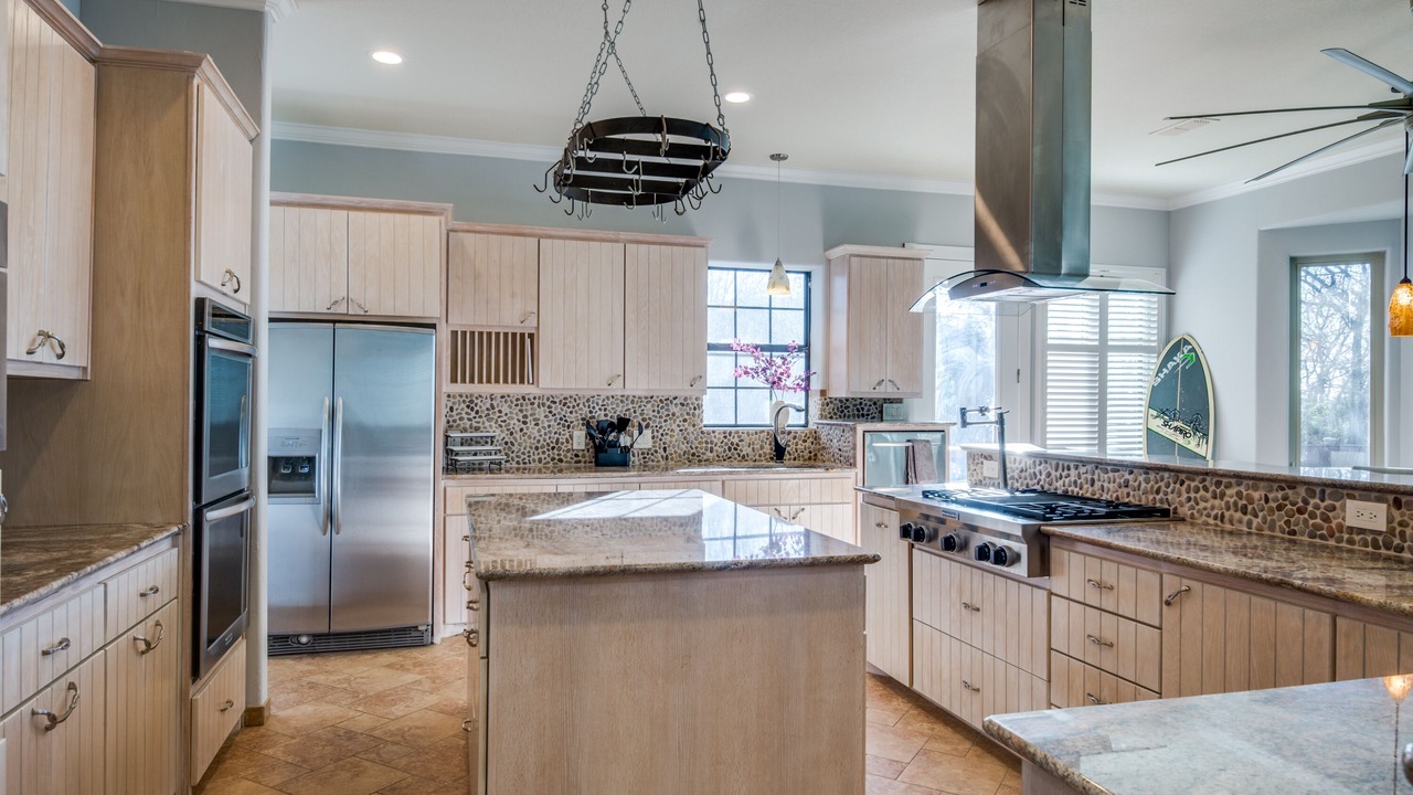 Photo of Kitchen in Oak Point