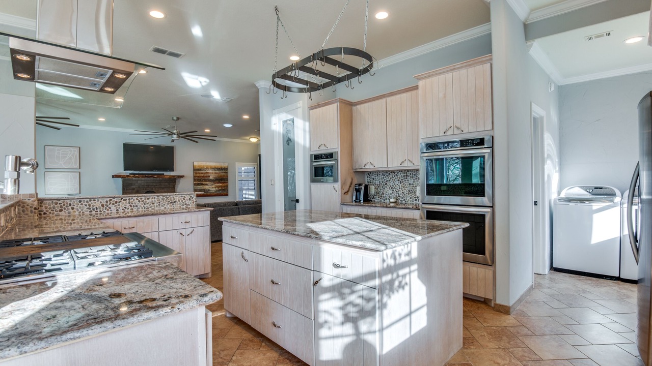 Photo of Kitchen in Oak Point