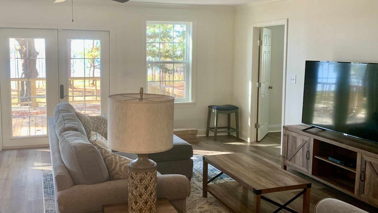 Photo of Livingroom in Broaddus