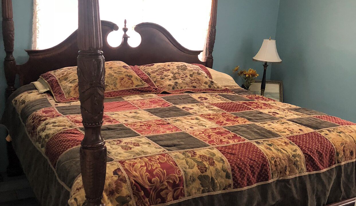 Photo of Bedroom in Rover
