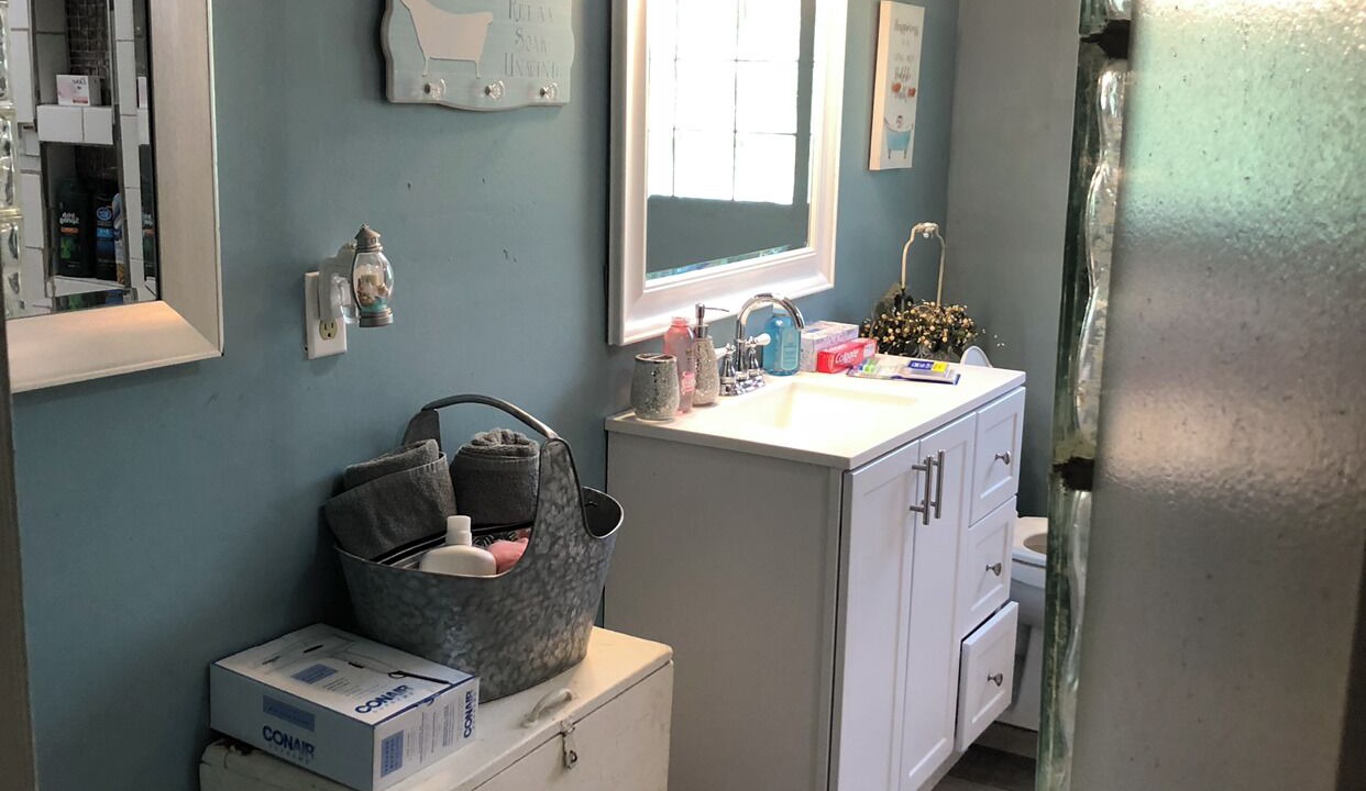Photo of Bathroom in Rover