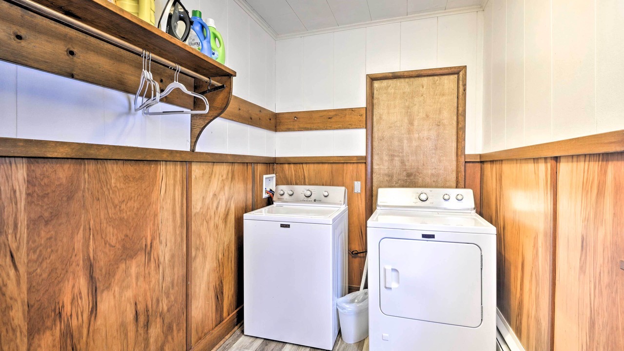 Photo of Bedroom in Lisle