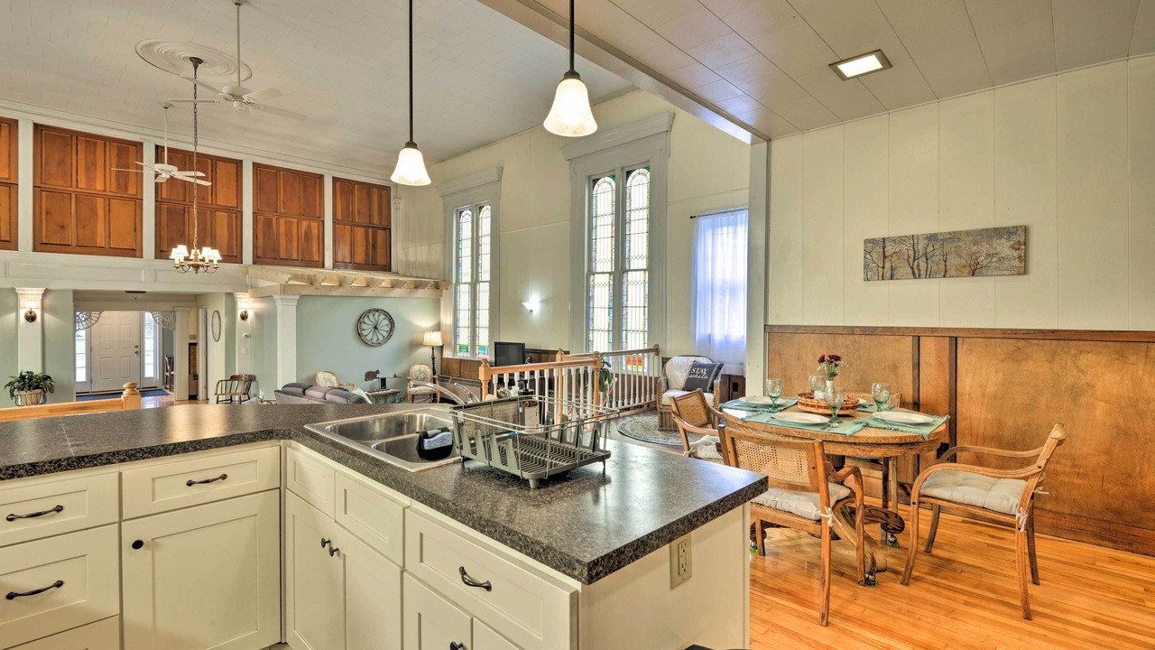 Photo of Others in Lisle