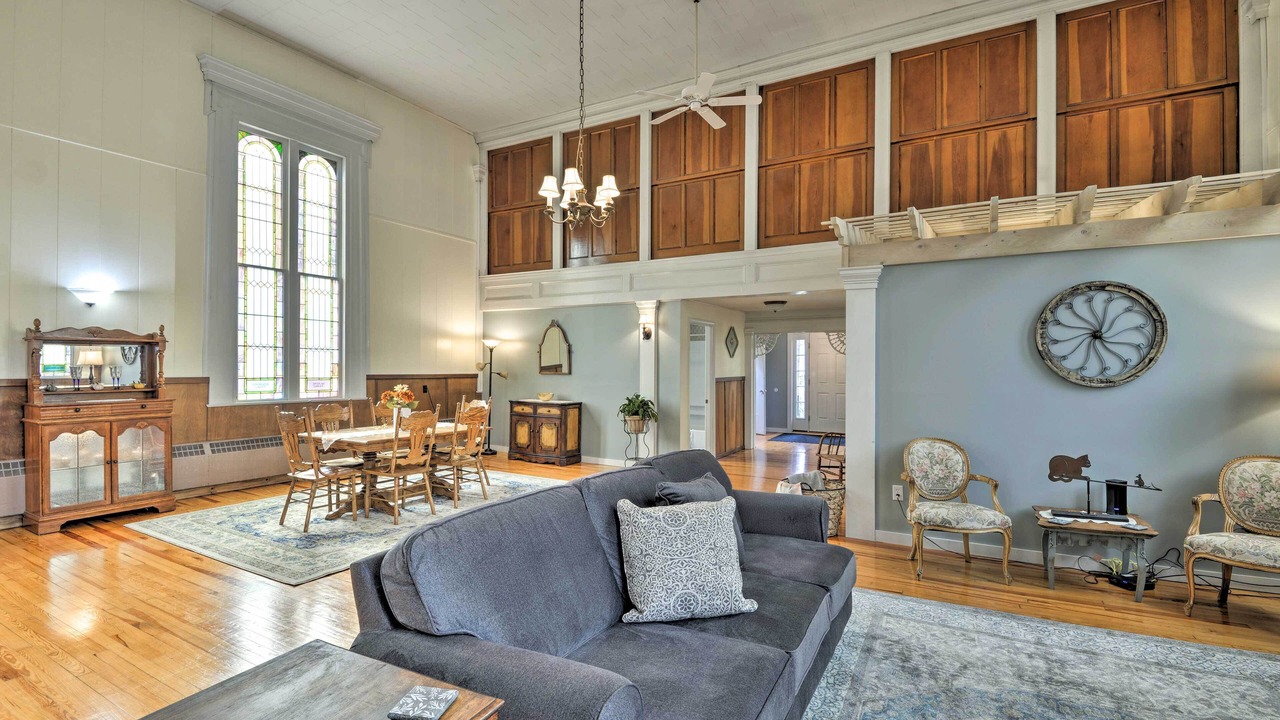 Photo of Livingroom in Lisle