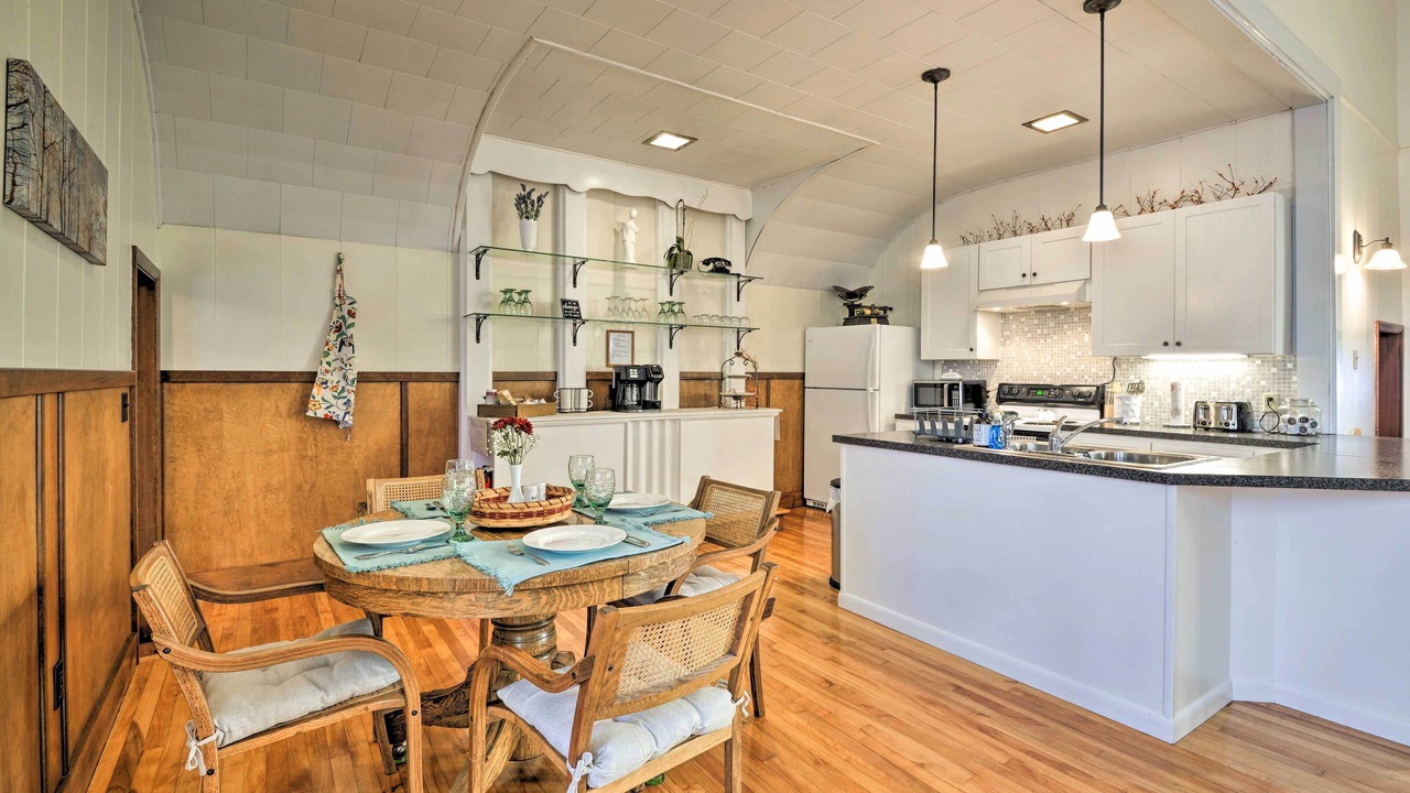 Photo of Others in Lisle