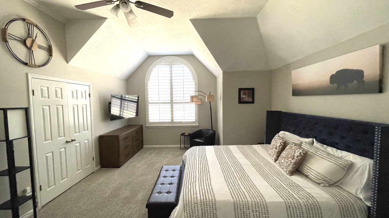 Photo of Bedroom in McNeil