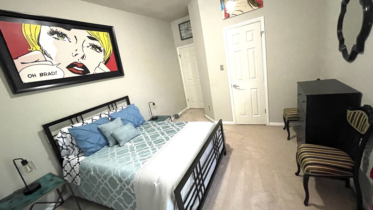 Photo of Bedroom in McNeil